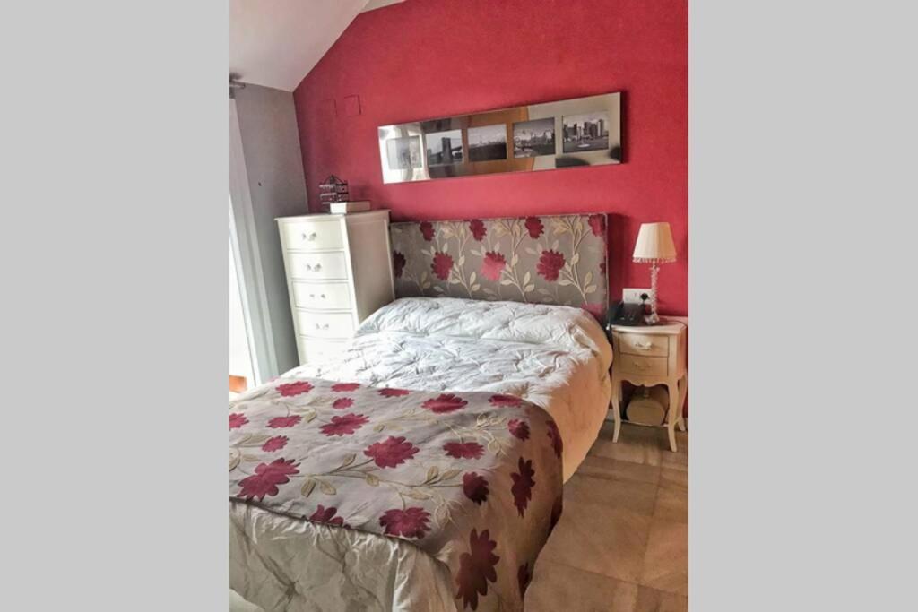 Duplex, Terraza, 10 Min Coche Centro Sevilla 카마스 외부 사진